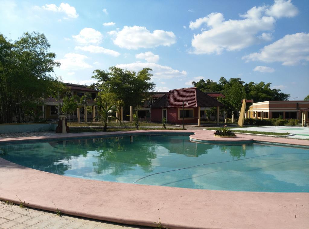 Hotel Debliz ซปูฆิล ภายนอก รูปภาพ