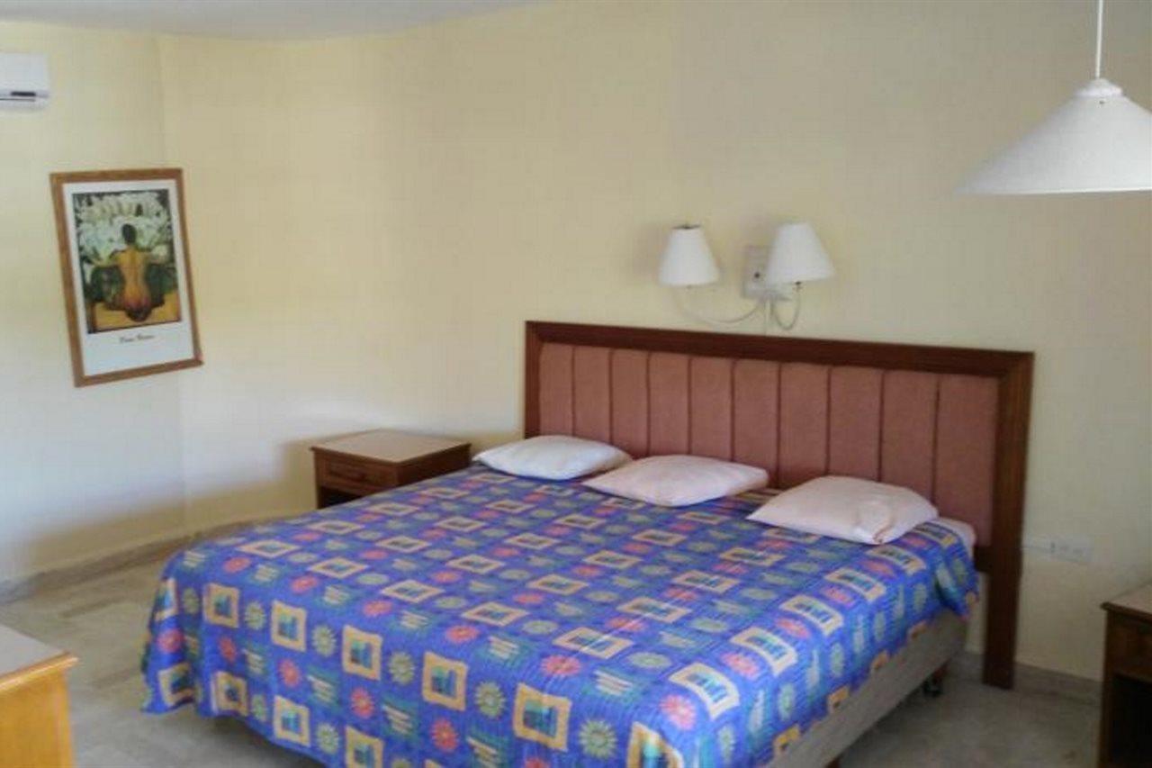 Hotel Debliz ซปูฆิล ภายนอก รูปภาพ
