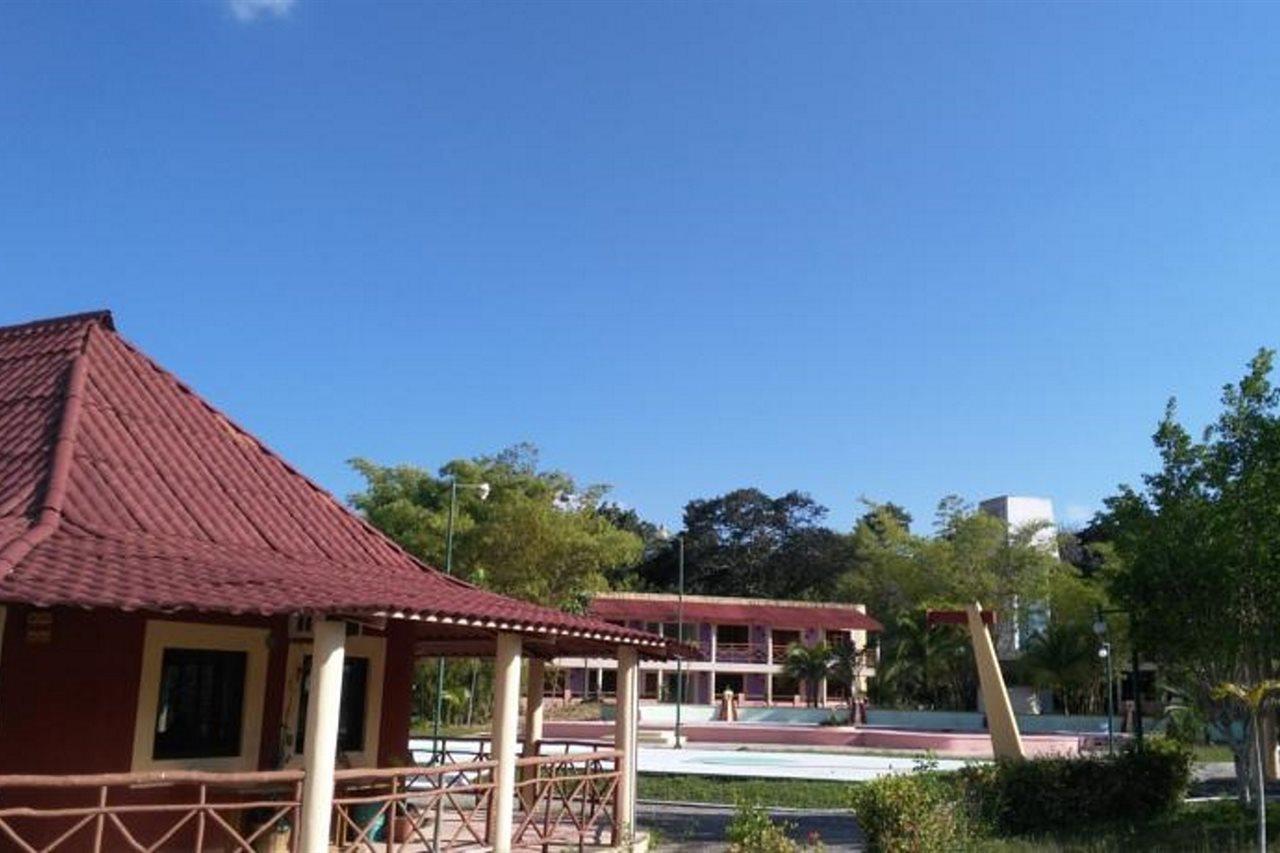 Hotel Debliz ซปูฆิล ภายนอก รูปภาพ