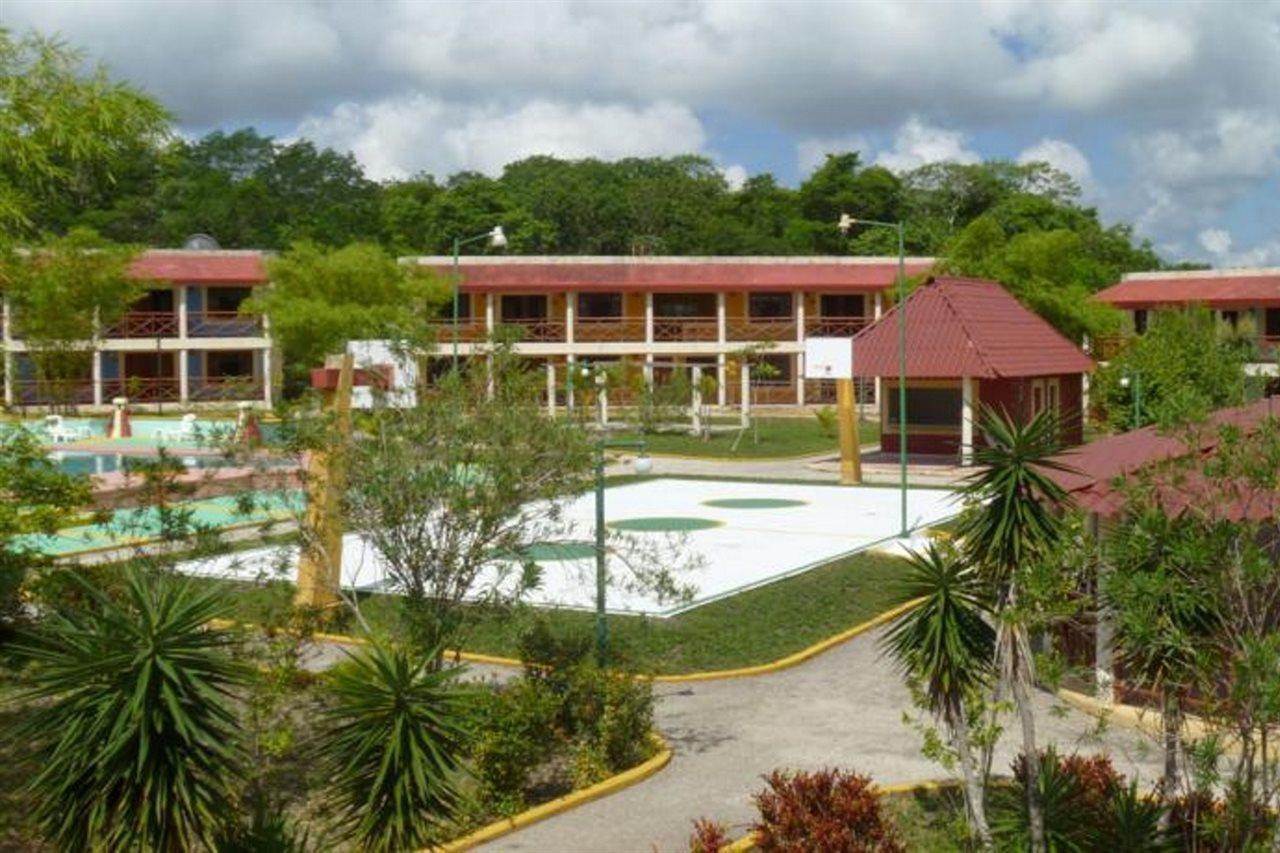 Hotel Debliz ซปูฆิล ภายนอก รูปภาพ