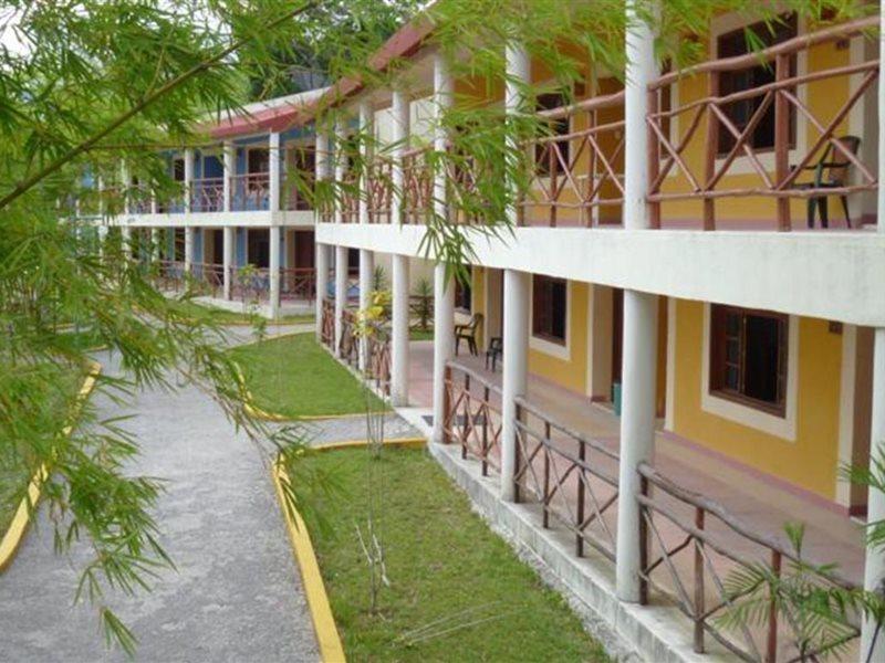 Hotel Debliz ซปูฆิล ภายนอก รูปภาพ